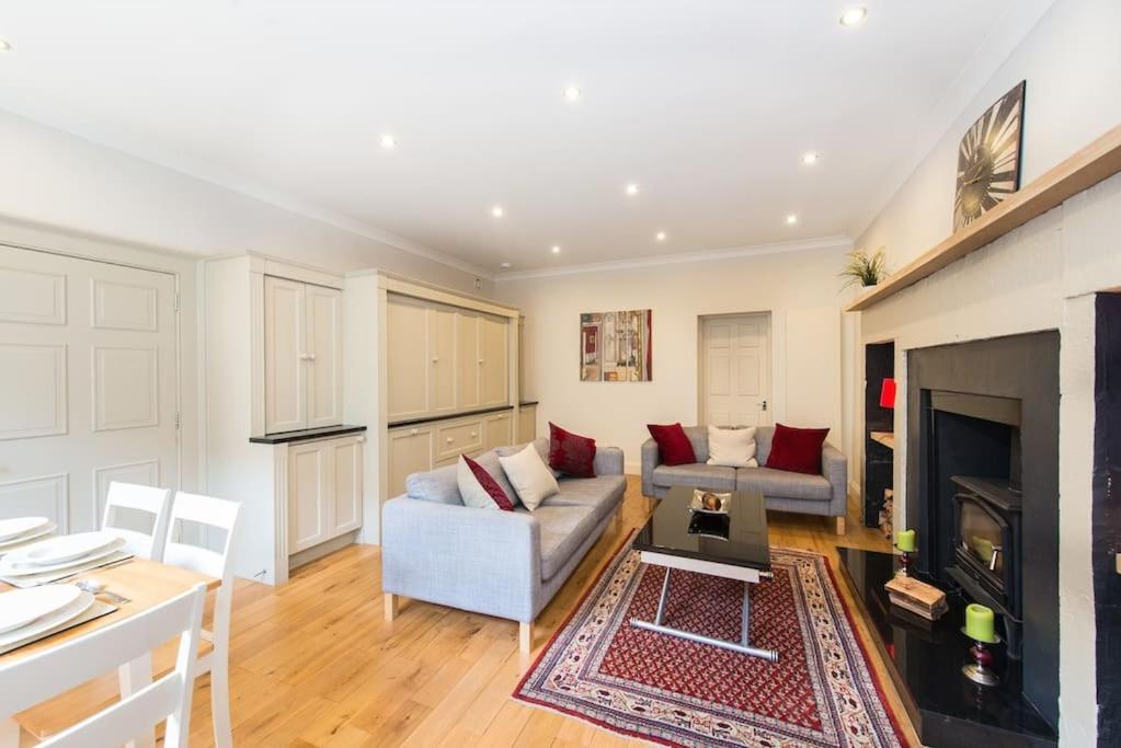 Self Catering , City Centre Apartment With Parking EDI Exterior foto